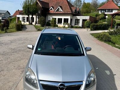 gebraucht Opel Zafira 