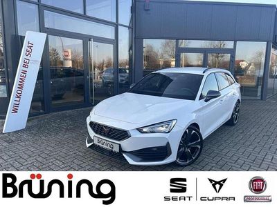 Candy weiß Gebraucht 2024 Cupra Leon VZ Kombi | 34.490 € (Guter Preis)