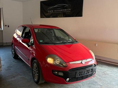 Rot Gebraucht 2011 Fiat Punto Kleinwagen | 1.650 € (Fairer Preis)