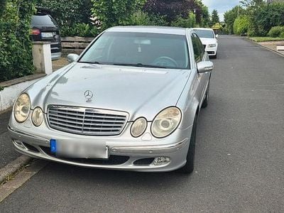 Mercedes E240