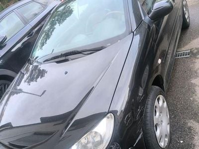 Gebraucht Peugeot 206 CC 109 PS (80 kW) 2004 Schwarz Cabrio