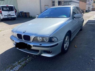 BMW 525