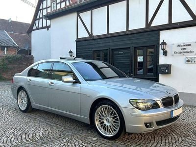 BMW 745