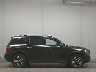Mercedes GLB200
