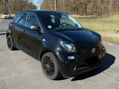 Gebraucht Smart ForFour Electric Drive 60 kW (82 PS) 2019 Schwarz Kleinwagen