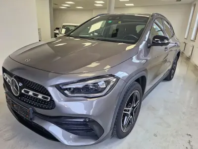 Gebraucht Mercedes GLA250 AMG line 218 PS (160 kW) 2022 Grau SUV