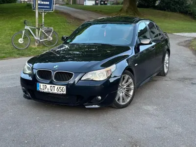 Gebraucht BMW 523 175 PS (128 kW) 2005 Blau Limousine