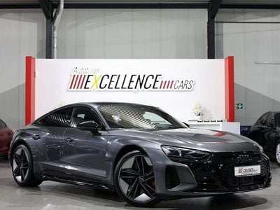 Grau Gebraucht 2024 Audi e-tron GT quattro Design Limousine | 71.777 €