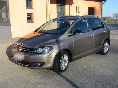 Gebraucht VW Golf Plus Cross Style 122 PS (89 kW) 2011 Beige Van / Kleinbus