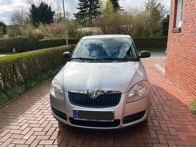 Gebraucht Skoda Fabia 60 PS (44 kW) 2010 Grau Kleinwagen