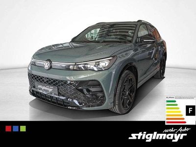 Neu VW Tiguan Sound 193 PS (141 kW) 2026 Cipressinogrün metallic SUV