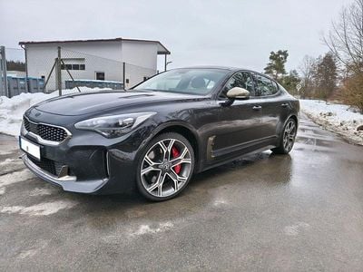 Schwarz Gebraucht 2019 Kia Stinger GT Kleinwagen | 31.400 € (Guter Preis)
