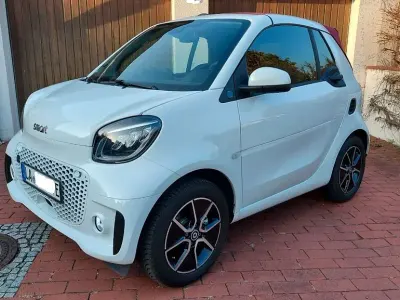 Gebraucht Smart ForTwo Electric Drive Exclusive 60 kW (82 PS) 2022 Weiß Cabrio
