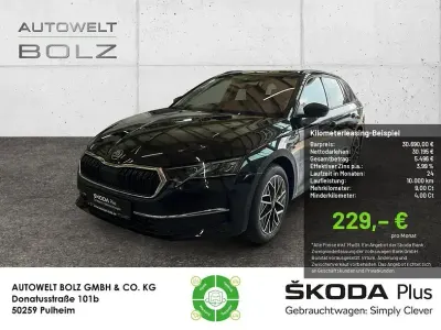 Gebraucht Skoda Octavia Tour 150 PS (110 kW) 2025 Blackmagic perleffekt Kombi