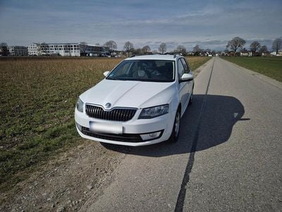 Gebraucht Skoda Octavia 105 PS (77 kW) 2013 Weiß Kombi
