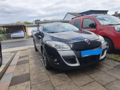 Gebraucht Renault Mégane Coupé Bose Edition 131 PS (96 kW) 2011 Schwarz Coupé