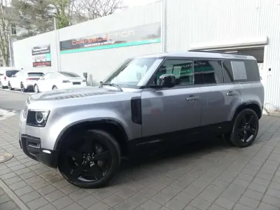 Gebraucht Land Rover Defender SE Dynamic 300 PS (220 kW) 2022 Eiger grey SUV