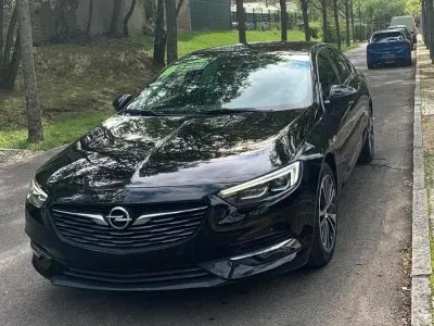 Gebraucht Opel Insignia Business Innovation 165 PS (121 kW) 2019 Schwarz Coupé