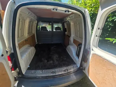 Gebraucht VW Caddy Life 75 PS (55 kW) 2005 Weiß Van / Kleinbus