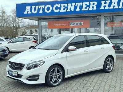 Gebraucht Mercedes B180 Style 122 PS (89 kW) 2016 Weiß Van / Kleinbus