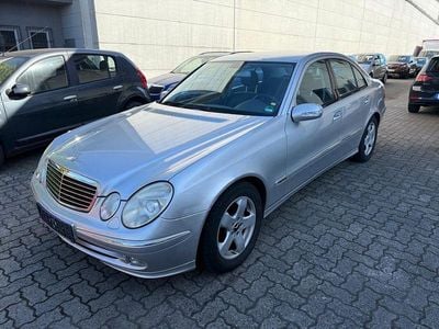 Mercedes E320