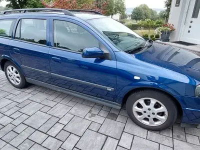 Gebraucht Opel Astra Njoy 103 PS (75 kW) 2004 Blau Limousine