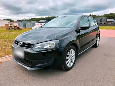 Gebraucht VW Polo 60 PS (44 kW) 2010 Schwarz Kleinwagen