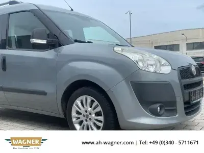 Gebraucht Fiat Doblò Emotion 95 PS (69 kW) 2010 Andere Van / Kleinbus