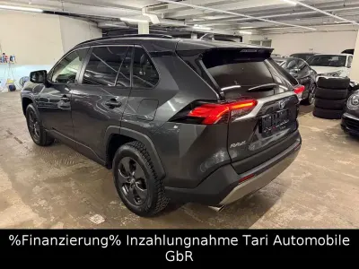 Gebraucht Toyota RAV4 Hybrid Team 218 PS (160 kW) 2022 Grau SUV