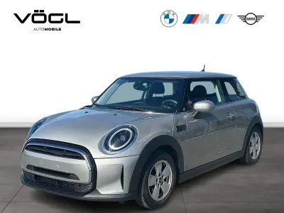 Gebraucht Mini Cooper Essential 136 PS (100 kW) 2023 Grau Kleinwagen