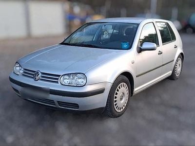 Gebraucht VW Golf IV 90 PS (66 kW) 2001 Silber Limousine