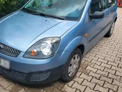 Gebraucht Ford Fiesta 59 PS (43 kW) 2006 Kleinwagen