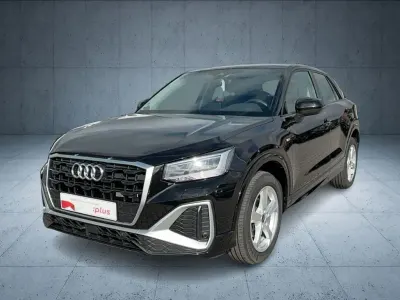 Gebraucht Audi Q2 S-Line 150 PS (110 kW) 2023 Mythosschwarz metallic SUV
