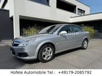 Brugt Opel Vectra Edition 140 HK (102 kW) 2007 Sølv Sedan