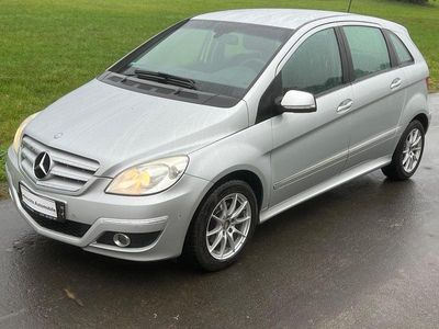 Mercedes B180
