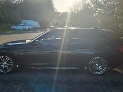 Gebraucht BMW 320 M Sport 190 PS (139 kW) 2019 Schwarz Kombi