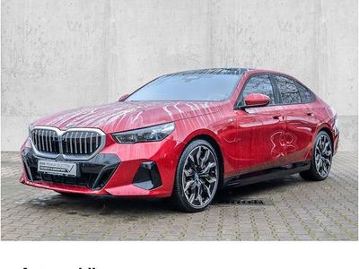 Usata BMW 550e Comfort Edition 489 CV (359 kW) 2025 Rosso Berlina