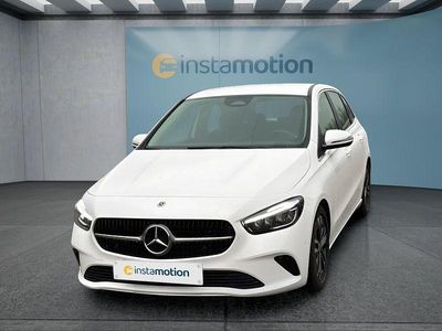 Usata Mercedes B200 163 CV (119 kW) 2024 Bianco Monovolume