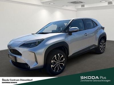 Usata Toyota Yaris Cross Connect Style 116 CV (85 kW) 2023 Argento SUV