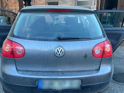 Usata VW Golf V 75 CV (55 kW) 2007 Grigio Utilitaria