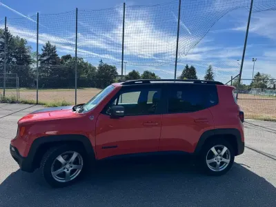 Gebraucht Jeep Renegade Trailhawk 140 PS (102 kW) 2015 Orange SUV