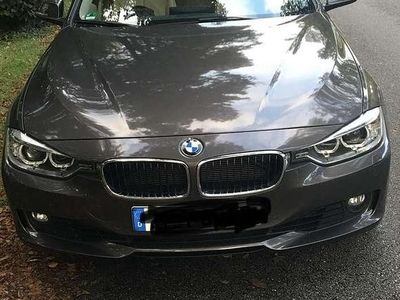 Gebraucht BMW 330 Luxury Line 258 PS (189 kW) 2013 Schwarz Kombi