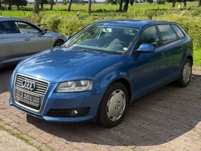 Gebraucht Audi A3 Sportback 105 PS (77 kW) 2009 Blau Kleinwagen