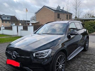 Gebraucht Mercedes GLC220 AMG line 194 PS (142 kW) 2019 Schwarz SUV