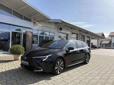 Gebraucht Toyota Corolla 140 PS (102 kW) 2025 Mysticschwarz mica Kombi