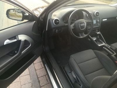 Gebraucht Audi A3 Ambiente 125 PS (91 kW) 2011 Schwarz Kleinwagen
