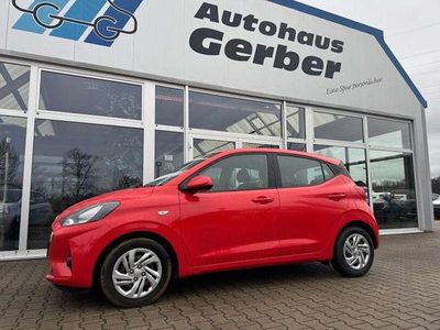 Gebraucht Hyundai i10 Pure 67 PS (49 kW) 2020 Rot Kleinwagen