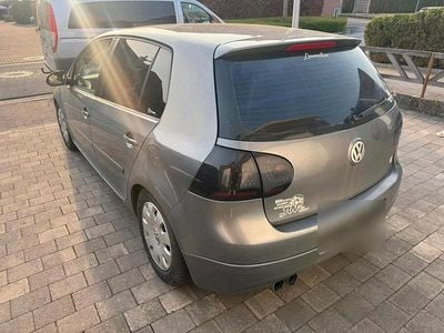 Gebraucht VW Golf IV 102 PS (75 kW) 2005 Grau Limousine