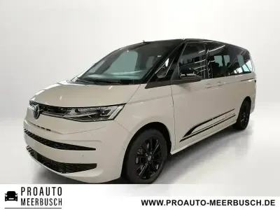Gebraucht VW Multivan Edition 150 PS (110 kW) 2025 Candyweiß Van / Kleinbus