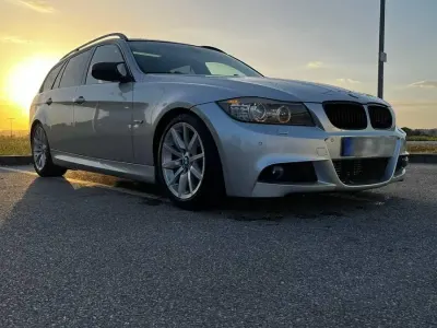 Gebraucht BMW 320 M Sport 177 PS (130 kW) 2009 Grau Kombi
